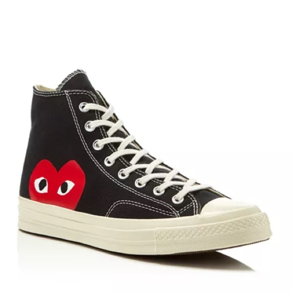 Comme des Garçons PLAY x Converse Black High-Top Sneakers ♥️ PRELOVED